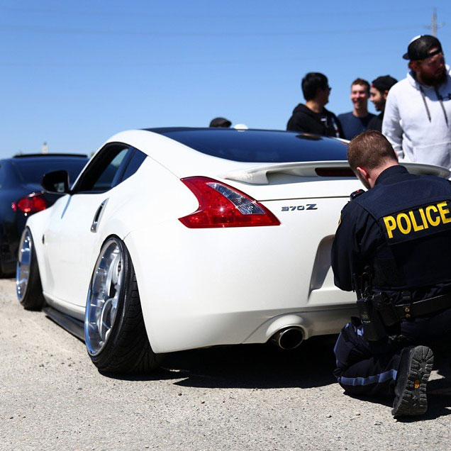 opp-remove-place-tow-370z-stretched-tires-mike-howe.jpg