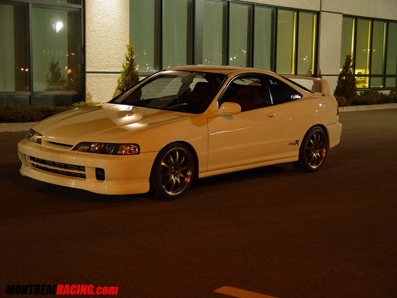Car of the Month: - May 2005 - Acura Integra Type R | MontrealRacing.com